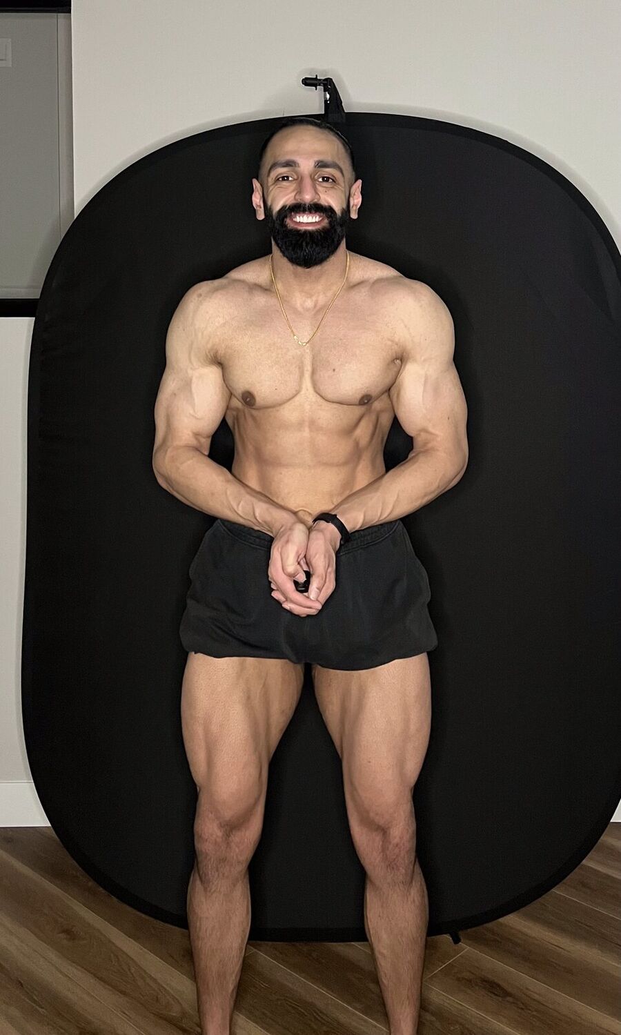 Karn Gill physique photo